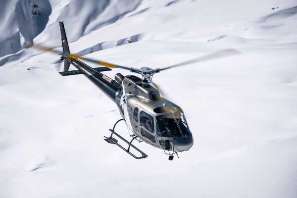 Evasion au Coeur des Neiges - Tour du Mont blanc en hélicoptère
